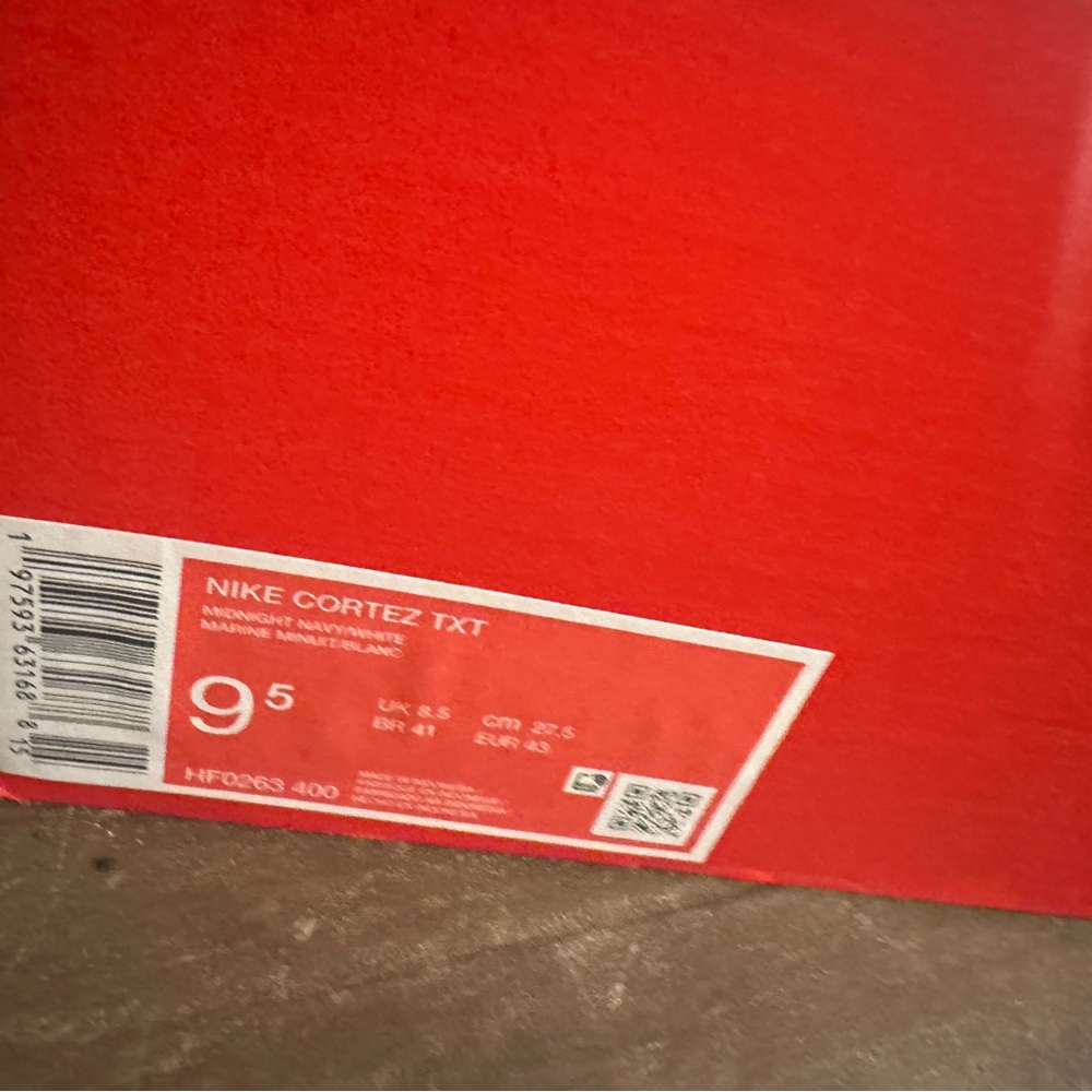 Nike Men's Cortez *brand new never worn* (I can’t only ship on weekends) - Picture 5 of 5